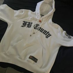 fb county whit whoodie