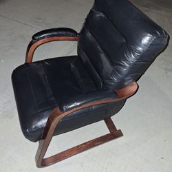 Comfortable Black Leather Relax Recliner Rocking Chair