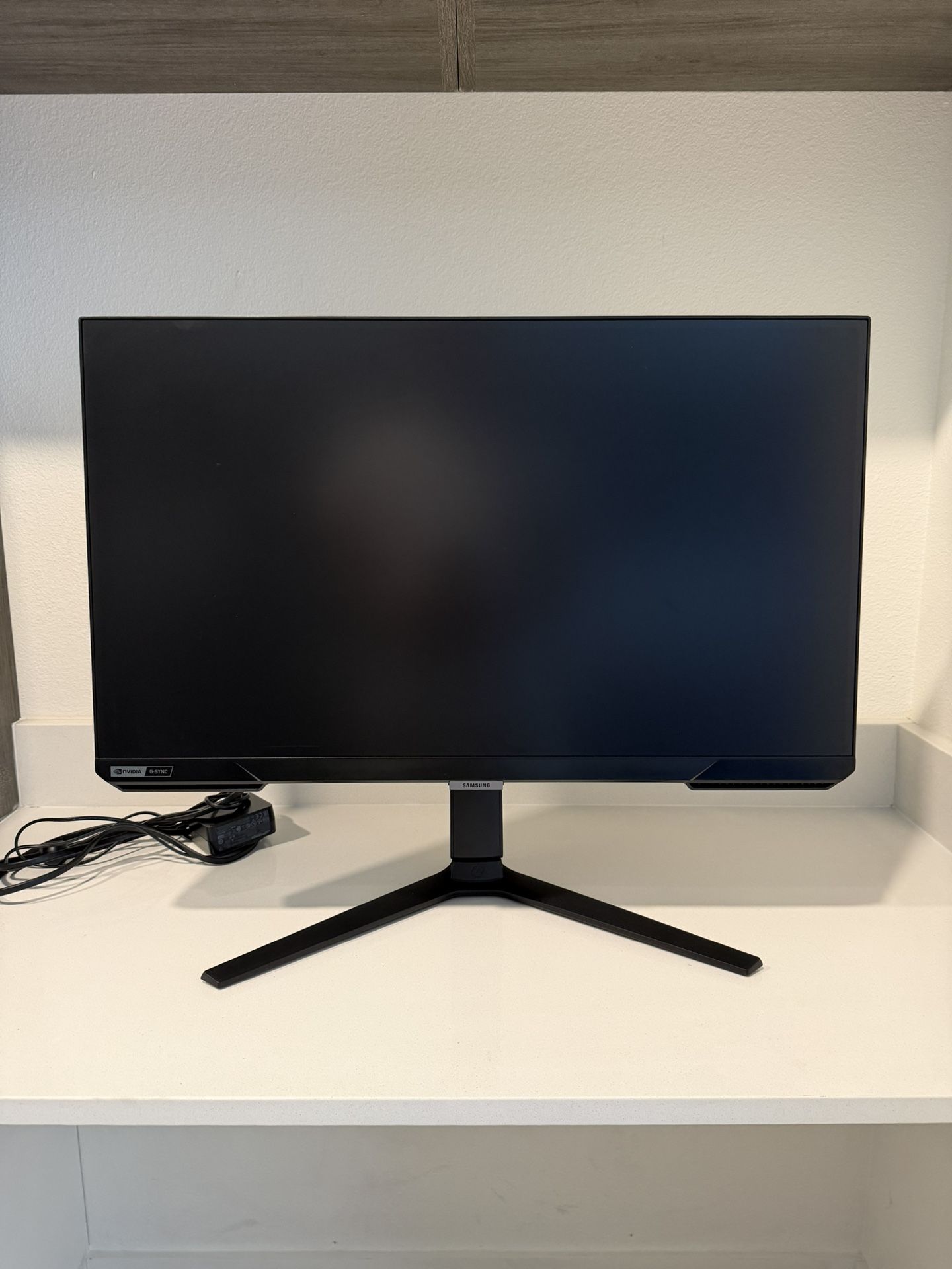 SAMSUNG 27" Odyssey G4 Series FHD Gaming Monitor, 240Hz