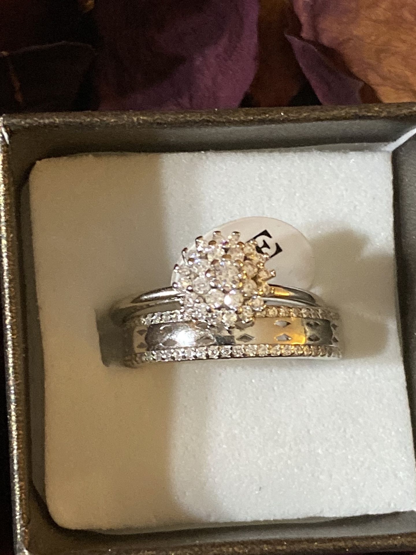 100% Pure Silver Wedding ring Size 7