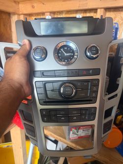 2009 Cadillac cts factory radio