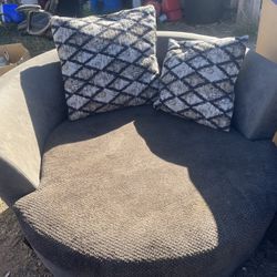 47” Round Couch