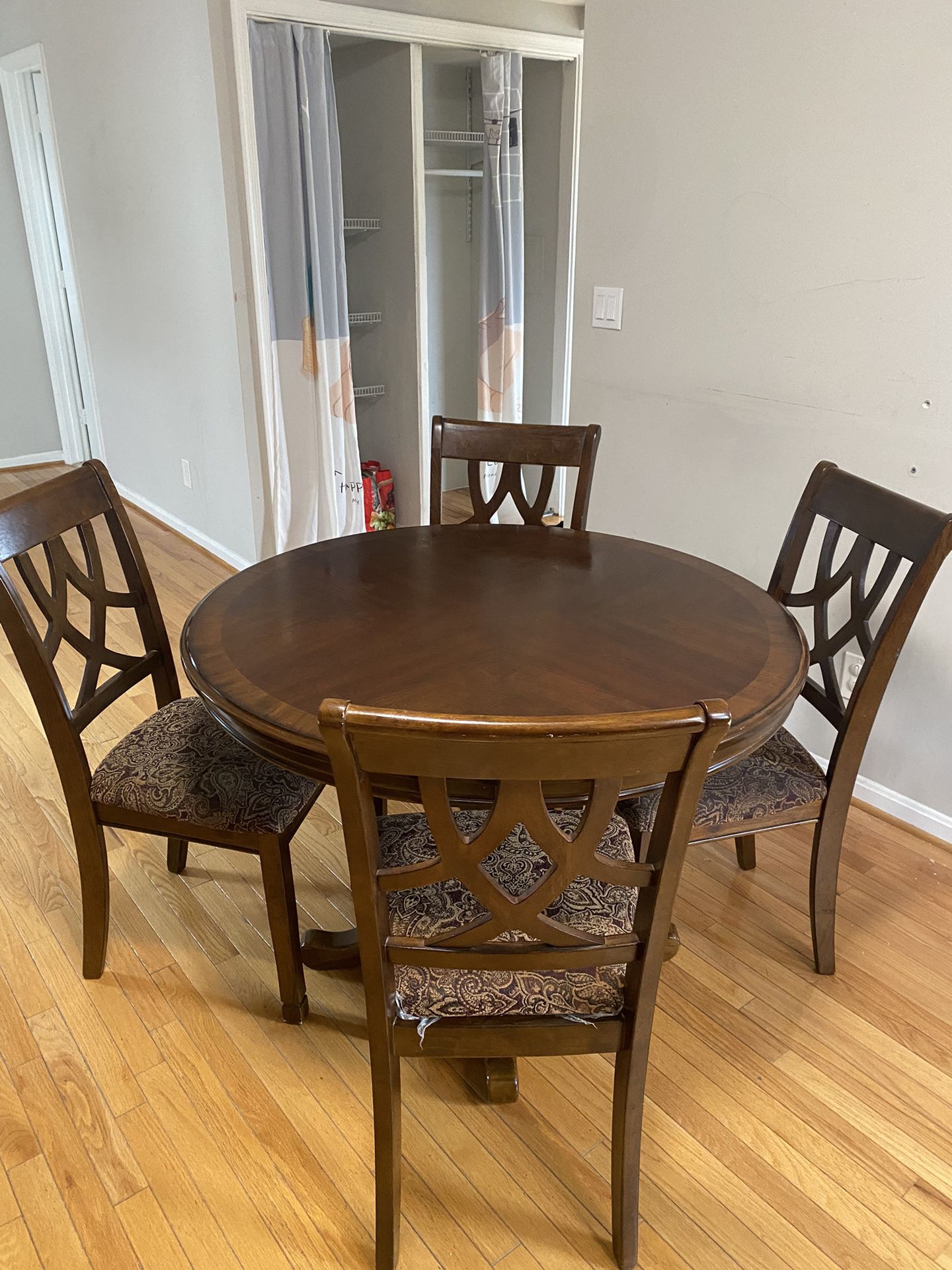 Solid Wood Table&Chair Set