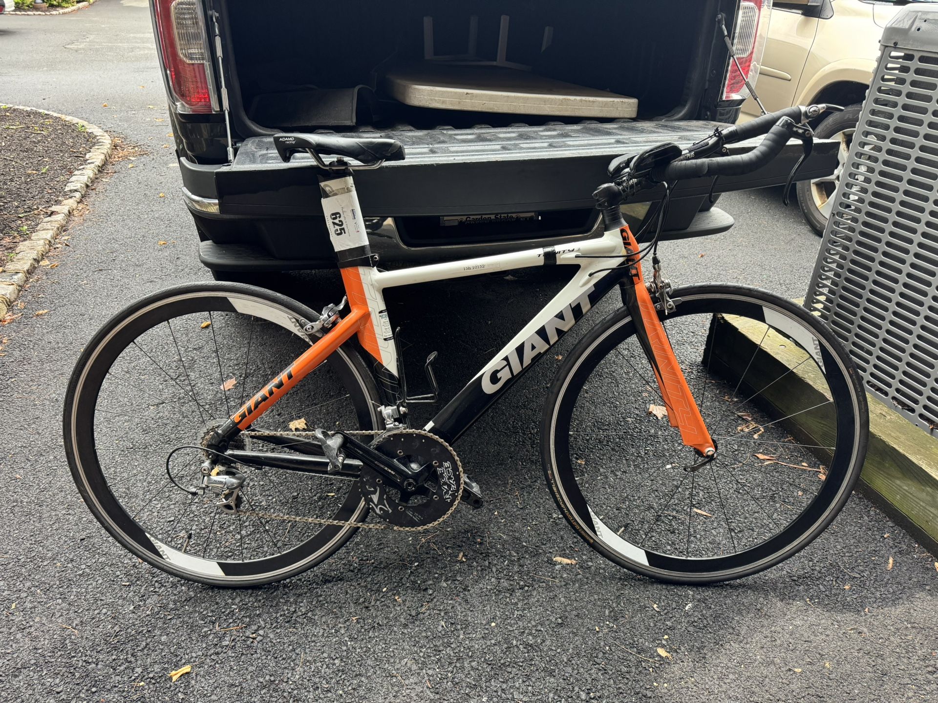 GIANT Tri Bike (Medium) & Garmin Tacx Trainer