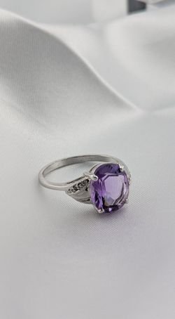 Vintage Amethyst Sterling Silver Solitaire Ring