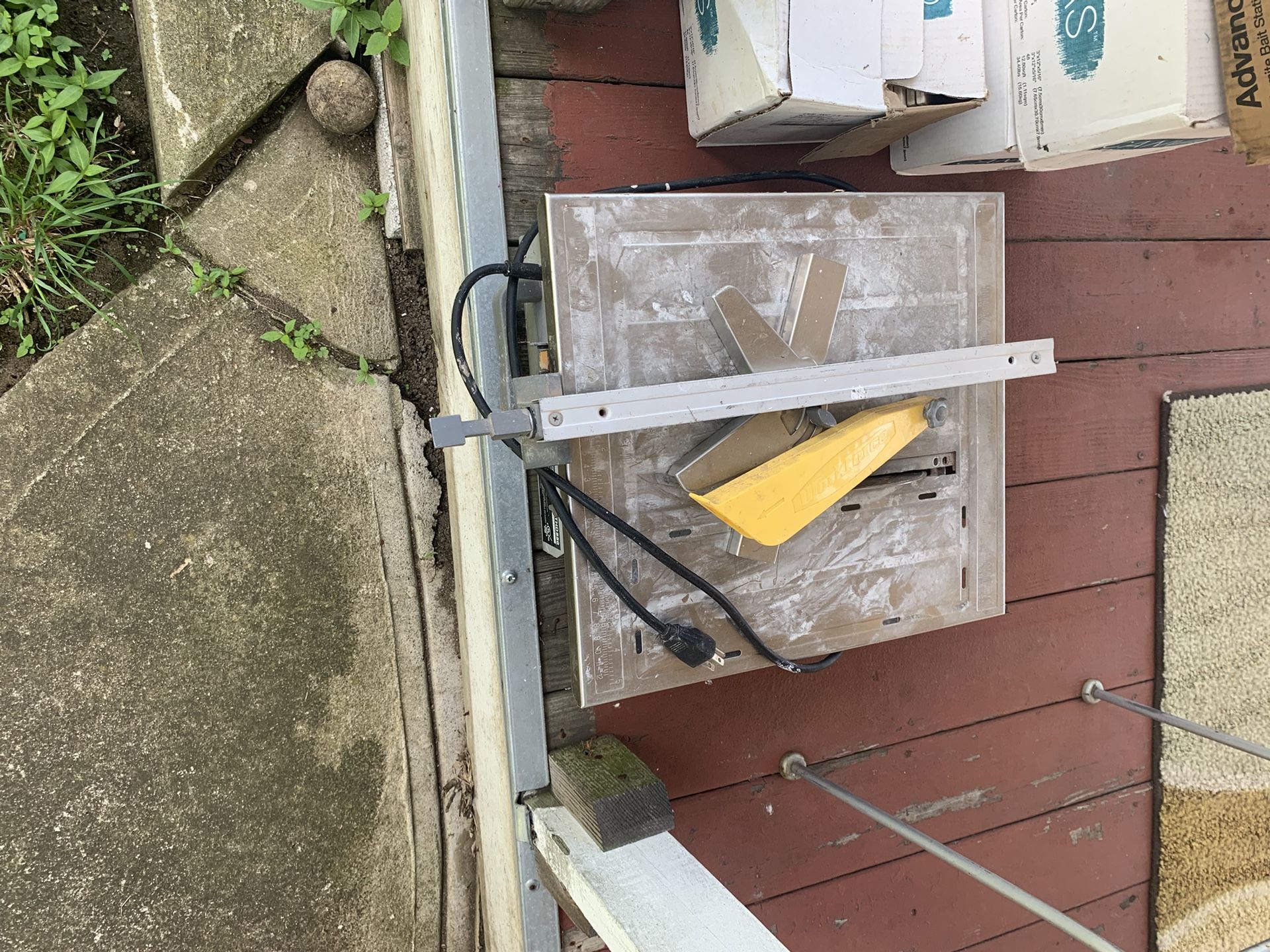 Wet Saw (Tile Cutter)