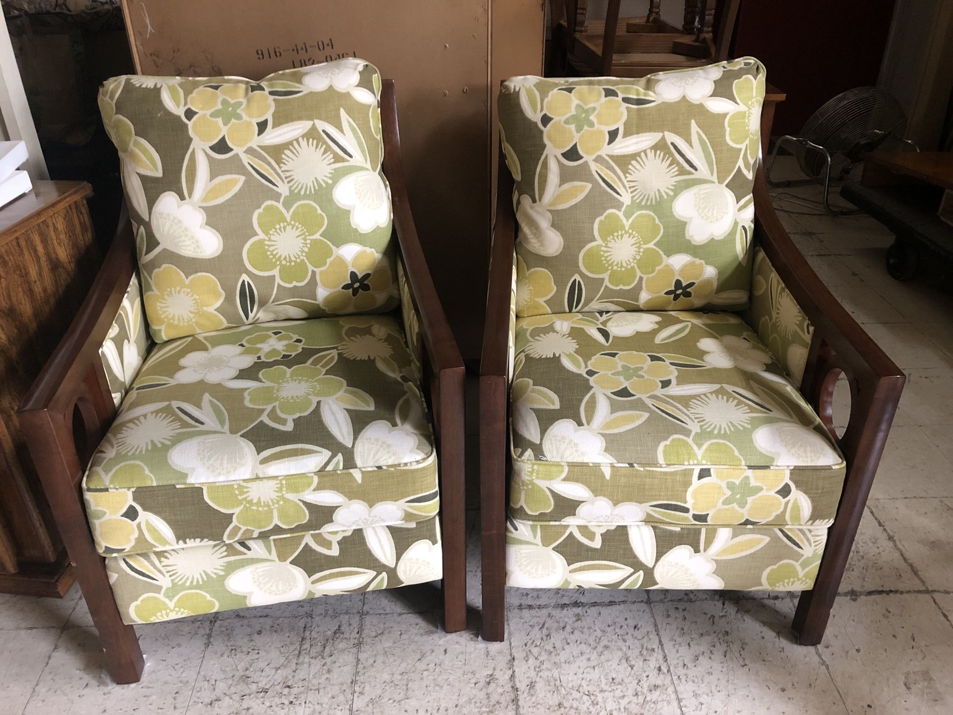 La Z Boy Accent Chair