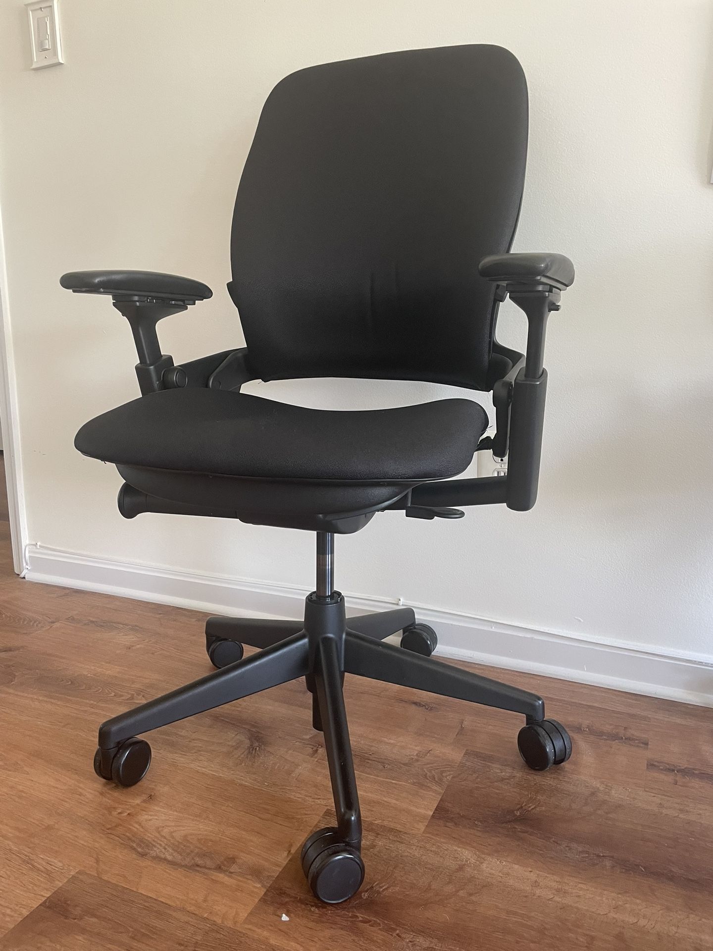 Steelcase Gesture Office Chair