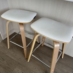 Swivel Bar Stools (2) 