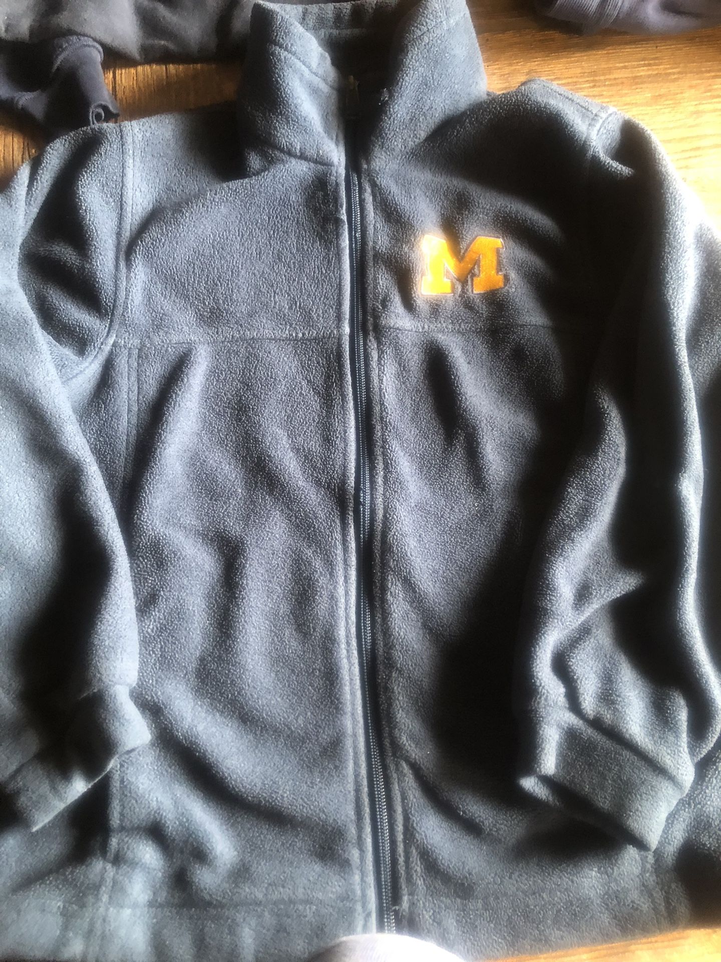 Columbia Michigan Youth Size 10/12 Fleece Zip Up
