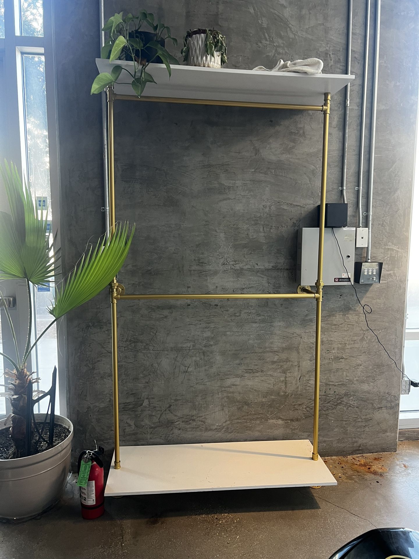 Wardrobe Rack W/ Shelves