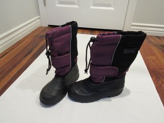 Girls Youth 3 Purple/Black Snow Boots, Lacrosse