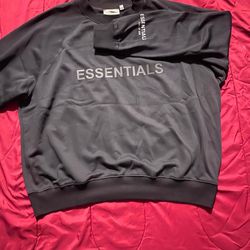 Essentials Sweater 