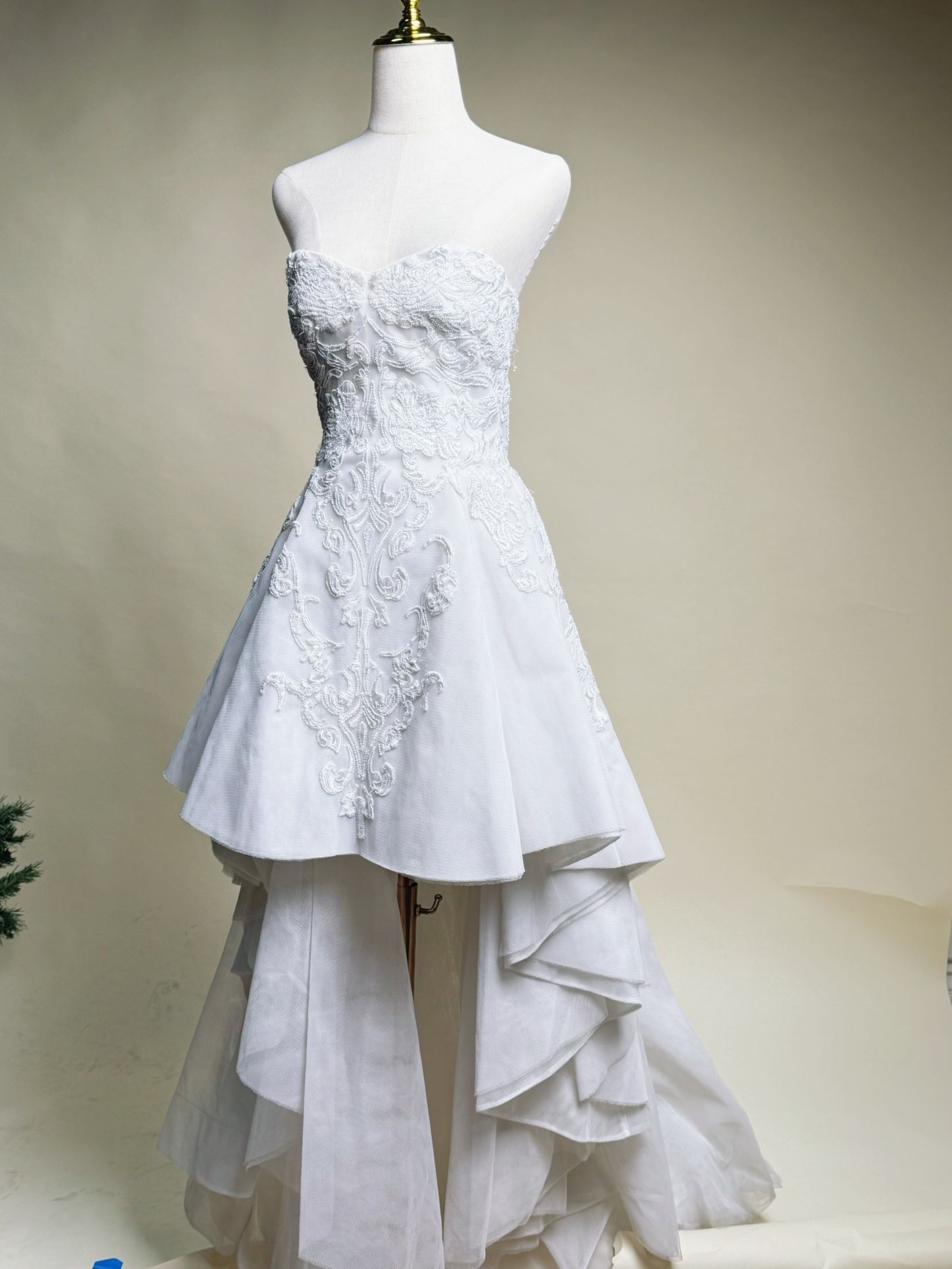 Strapless Beaded Wedding Dress – One Size – Lace-Up Back – Irvine CA Local Pickup Only 25$