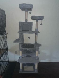 Cat Tower PICKUP TODAY ONLY 8/3