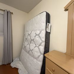 Full Mattress And Boxspring
