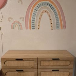 Like New 6 Drawer Dresser