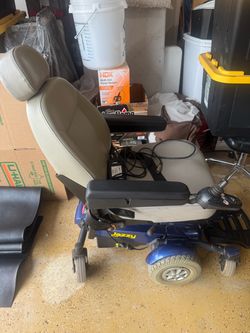 Electric Wheelchair