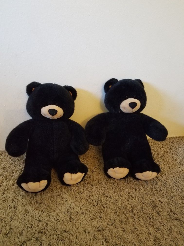 Stuffed animals, black bears