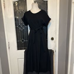 Elegant Black Midi Dress with Waist Tie – Minimalist Classic – Flowy Silhouette