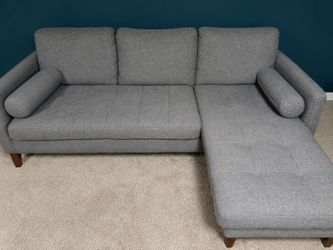Gray Mid Century Sofa w. Chaise lounge