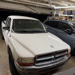 2004 Dodge Dakota SLT 2WD Extended Cab Truck