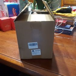 New Natural Bird Foraging Box For Parrots