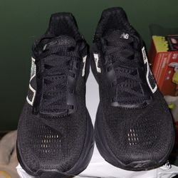 New Balance Women's 1080v14 Full Black (W1080K14) Size 8.5 B