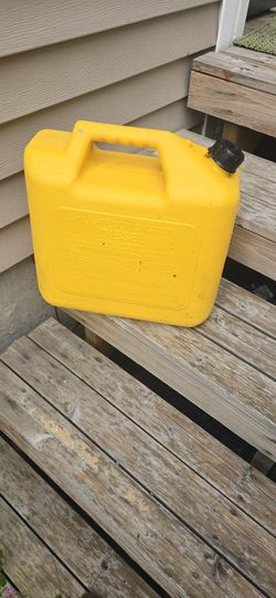 5 Gal Deisel Gas Can