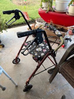 4-Wheel Rollator Walker with Hand Brakes