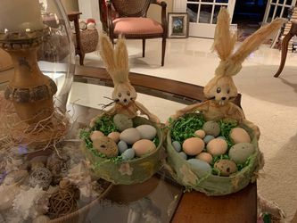2 bunny Easter baskets with eggs
