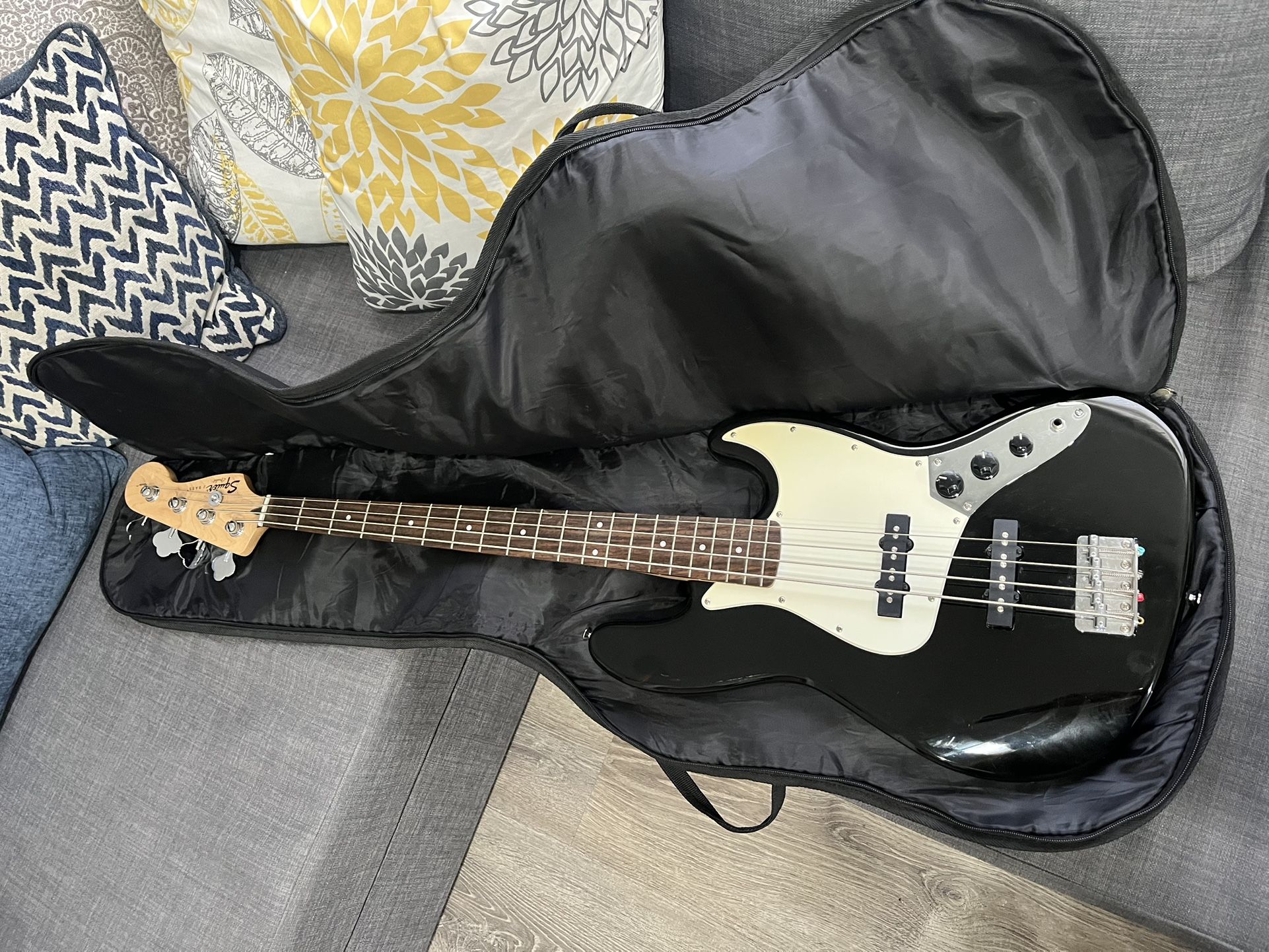 Fender Squier 4 String J ( Jazz) Electric Bass Guitar