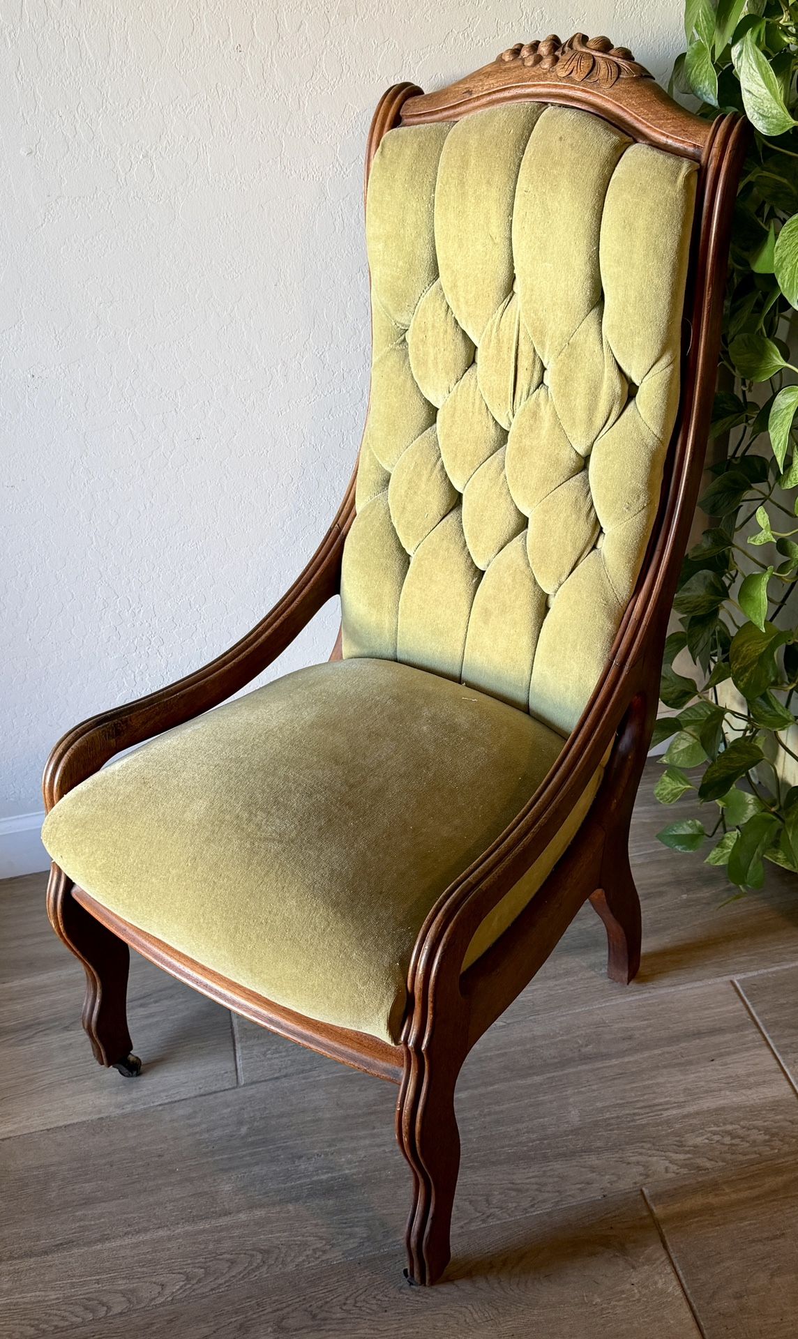 Antique Victorian Ladies Upholstered Chair Green Velvet