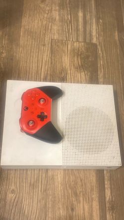 Xbox one with red elite controller
