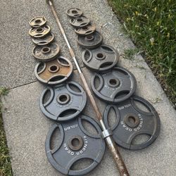 300 Lb Weights Set $210 Firm ( 2.5 Lbs-45 Lbs )