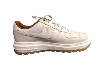 Nike Db4109-200 Beige / Tan