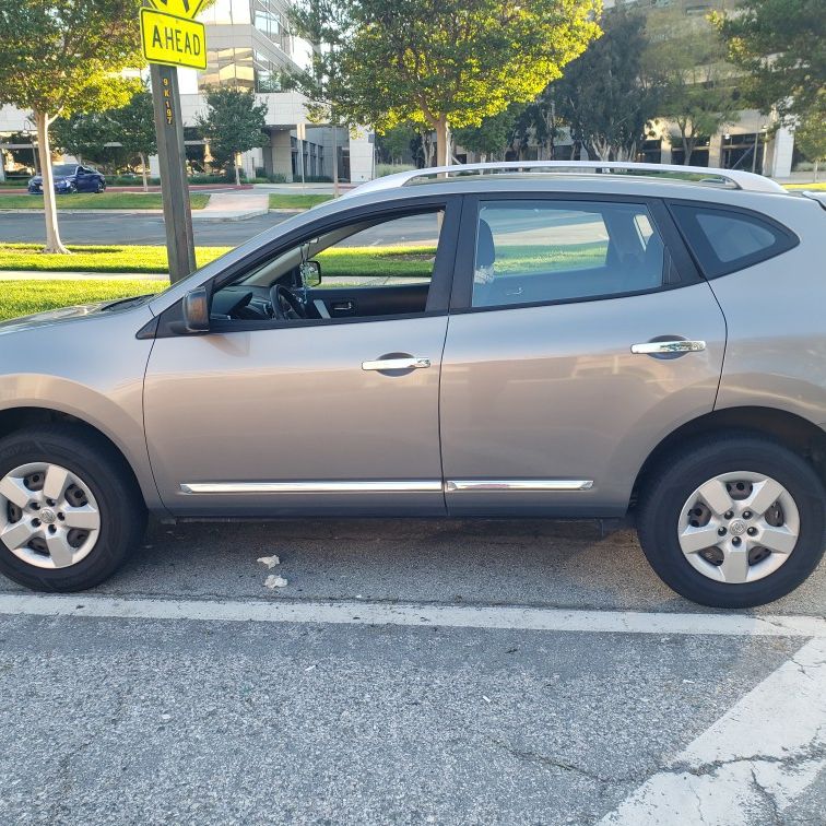 2015 Nissan Rogue Select