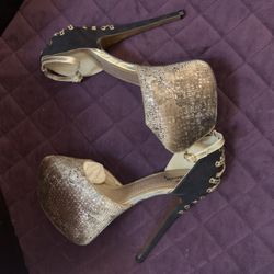 Suede And Gold Link Design Heels Size 7.5