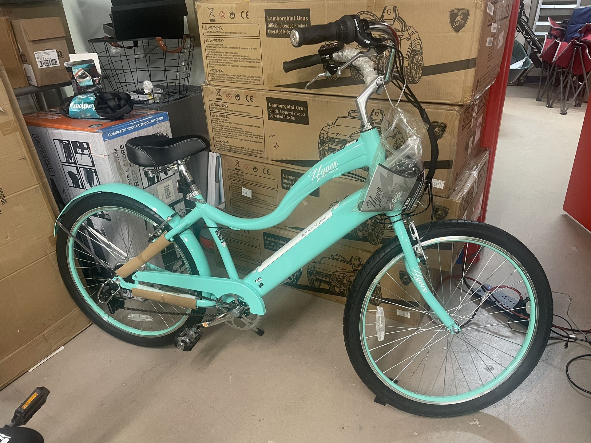 Hyper Bicycles E-Ride 26" Ladies 36V Electric Cruiser E-Bike for Adults, Pedal-Assist, 250W Motor, Turquoise