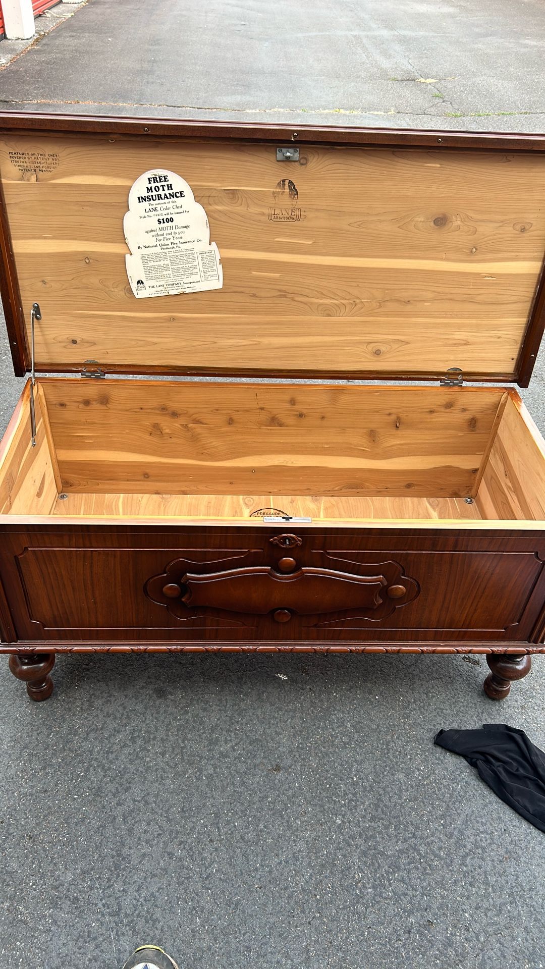 Lane Cedar Chest