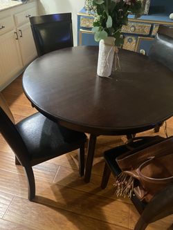 Dinning Room Table And Four Chairs