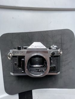 Canon AE-1 Program Manual focus 35mm SLR camera