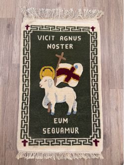 Vintage Hand-Hooked Agnus Dei Lamb of God Rug Wall Hanging 21x36 Latin Christian Ecclesiastical