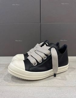 RICK OWENS JUMBO LACE “BLACK MILK”