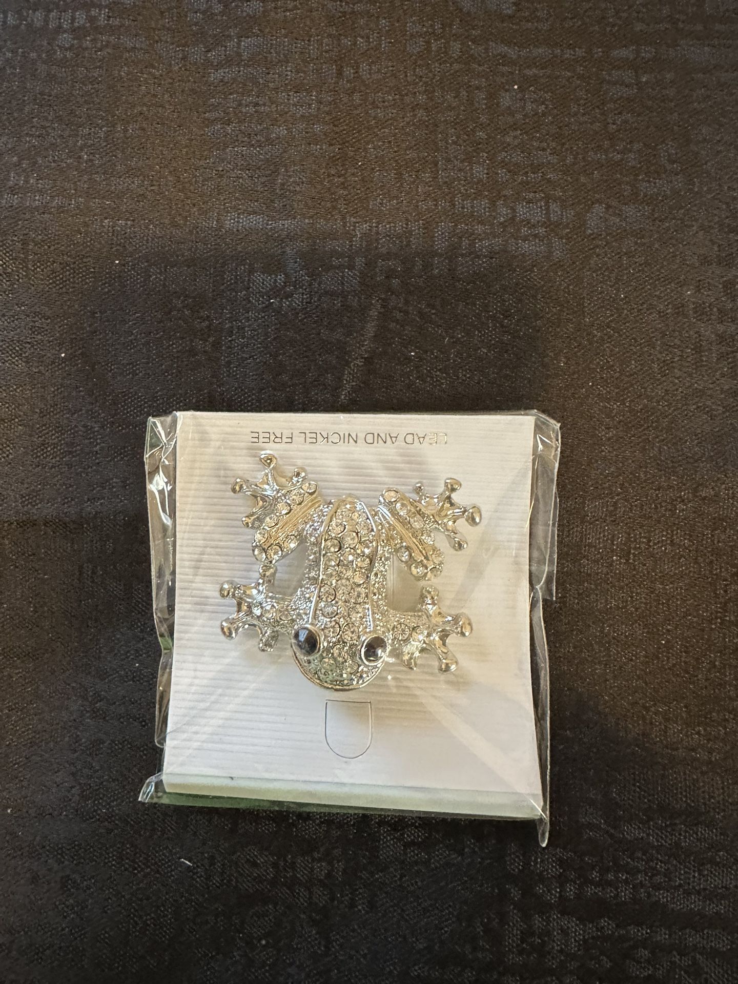 Silver Frog Brooch