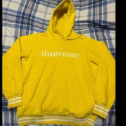 Supreme Hoodie