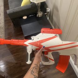 Nerf Fortnite B-AR motorized dart blast