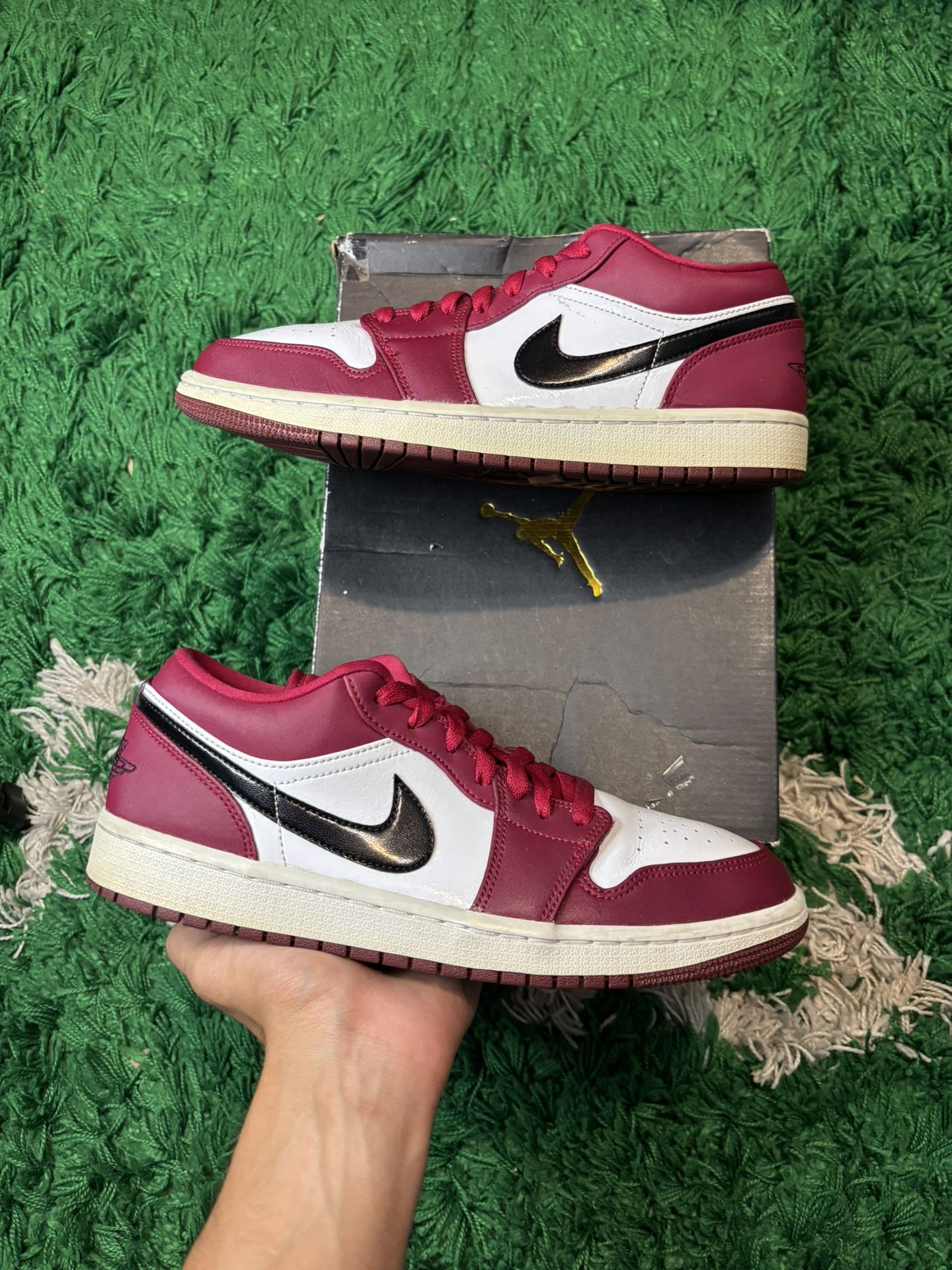 Jordan 1 Low Noble Red