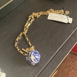 Asian Style Motif Necklace