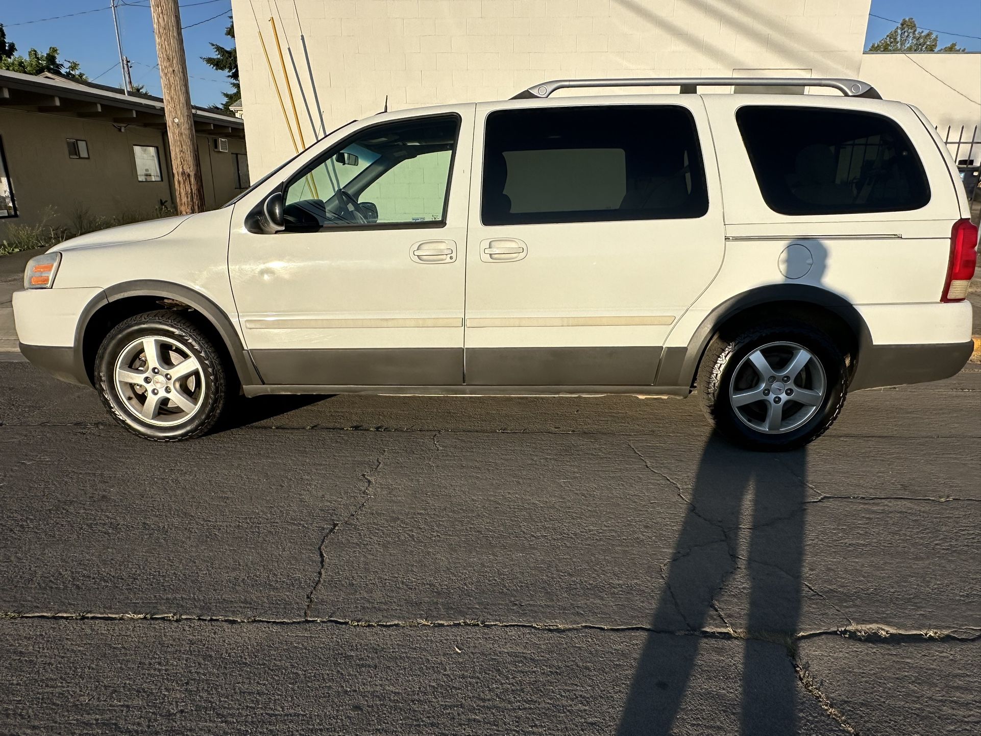 2005 Pontiac Montana SV6